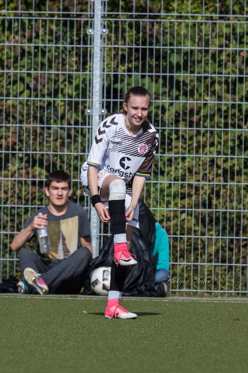 Bild 253 - B-Juniorinnen Wedel - St. Pauli : Ergebnis: 1:2